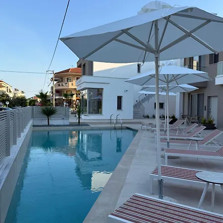 Thines Comfort Living 3* Néa Péramos
