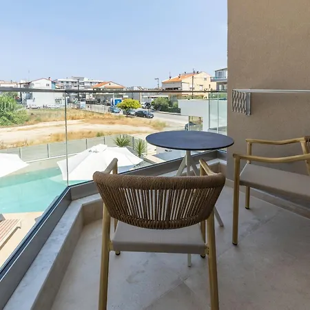 Thines Comfort Living 3* Néa Péramos