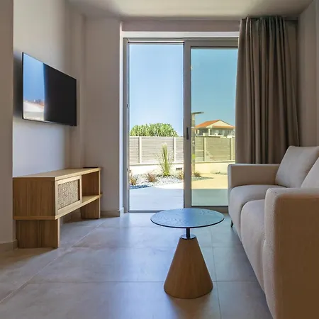 Thines Comfort Living 3* Néa Péramos