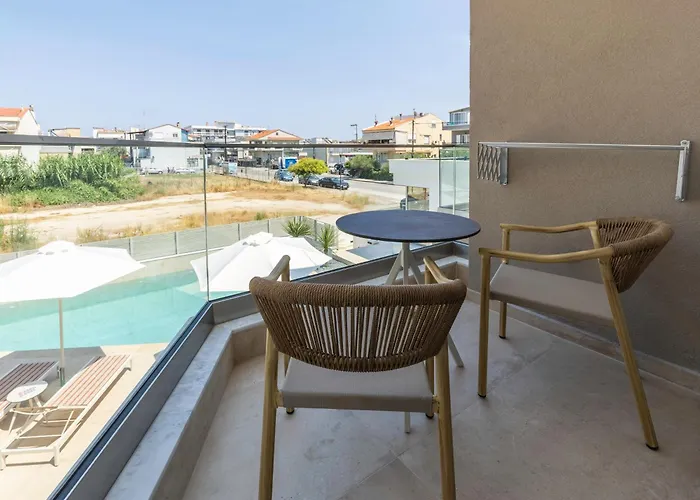 Thines Comfort Living 3* Néa Péramos