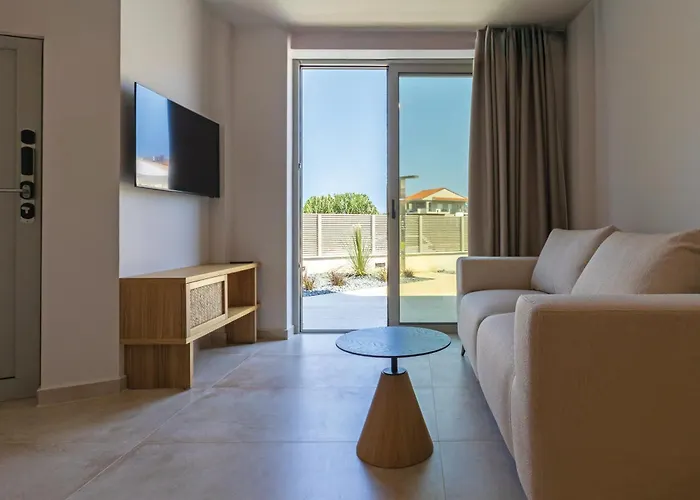 Thines Comfort Living 3* Néa Péramos
